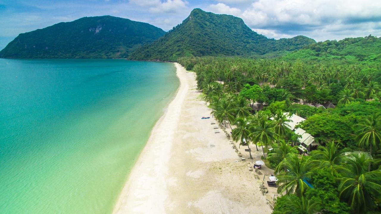 Baan Thong Ching Resort Khanom Extérieur photo