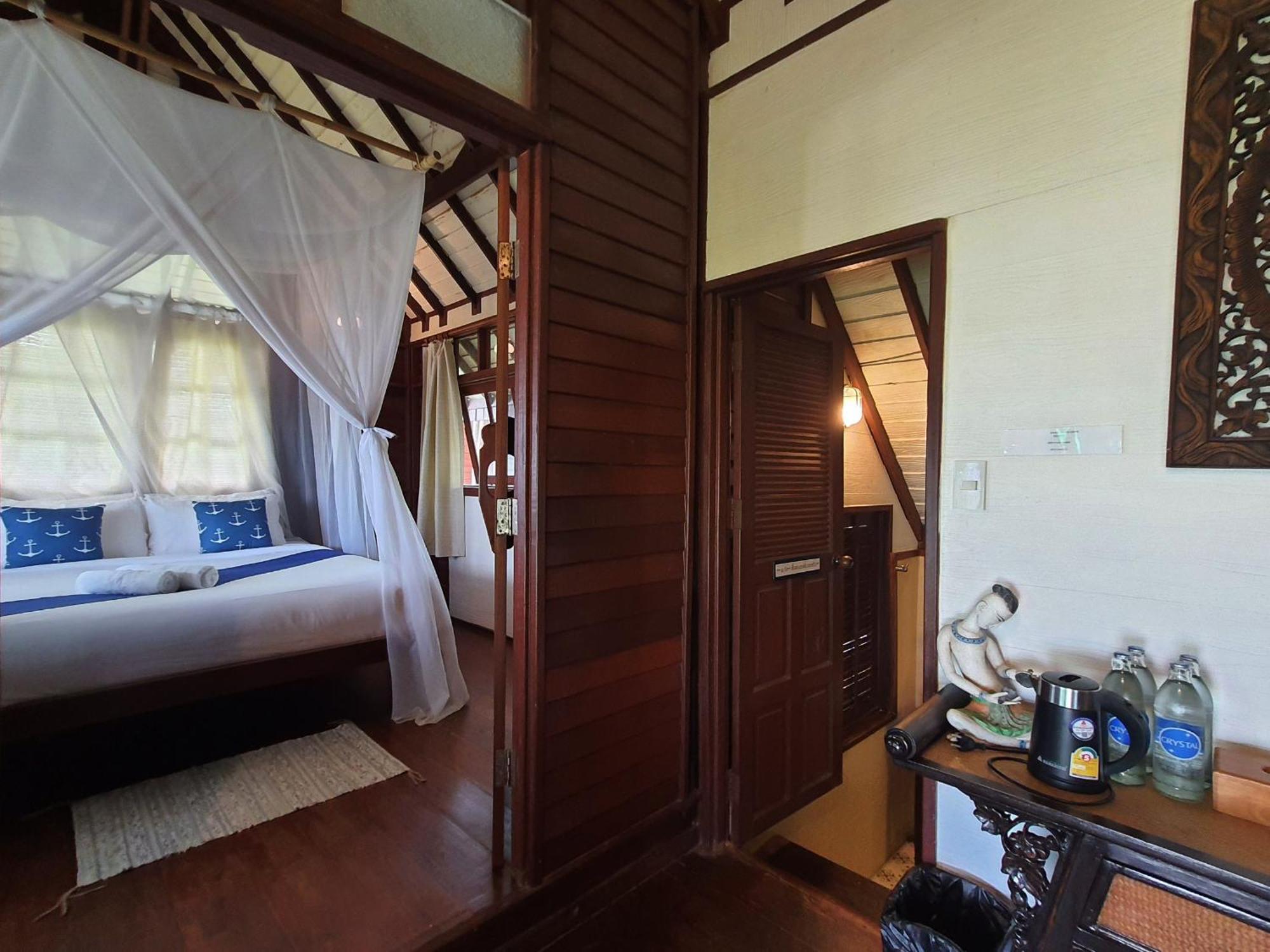 Baan Thong Ching Resort Khanom Extérieur photo