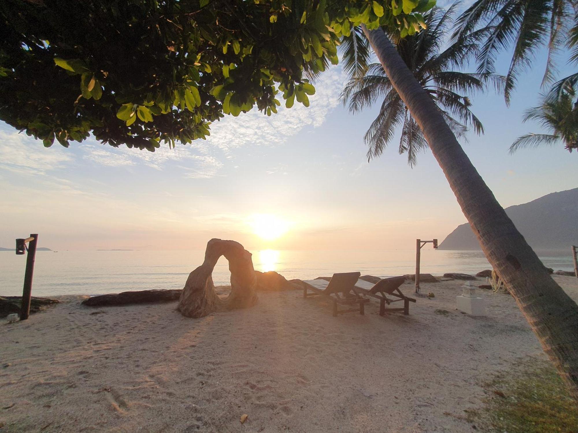 Baan Thong Ching Resort Khanom Extérieur photo